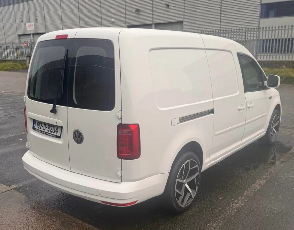 192  Volkswagen Caddy Maxi 2.0 Litre - Image 4