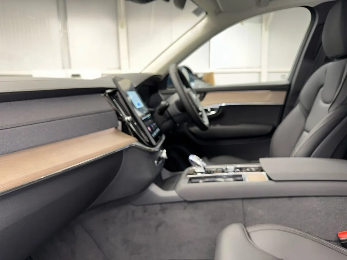 Volvo XC90 T8 Plus Bright  order Now   225 P/W 3y - Image 4