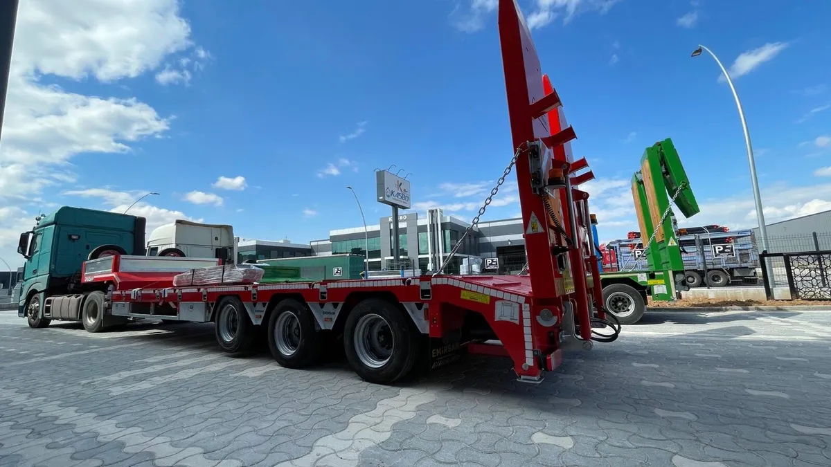 Low loader - Image 4