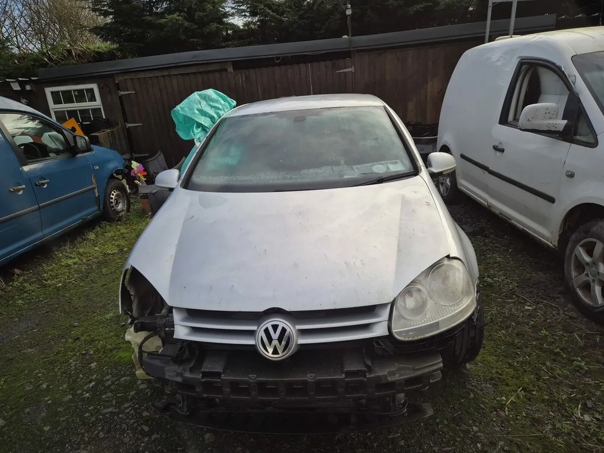 Golf Breaking - Image 1