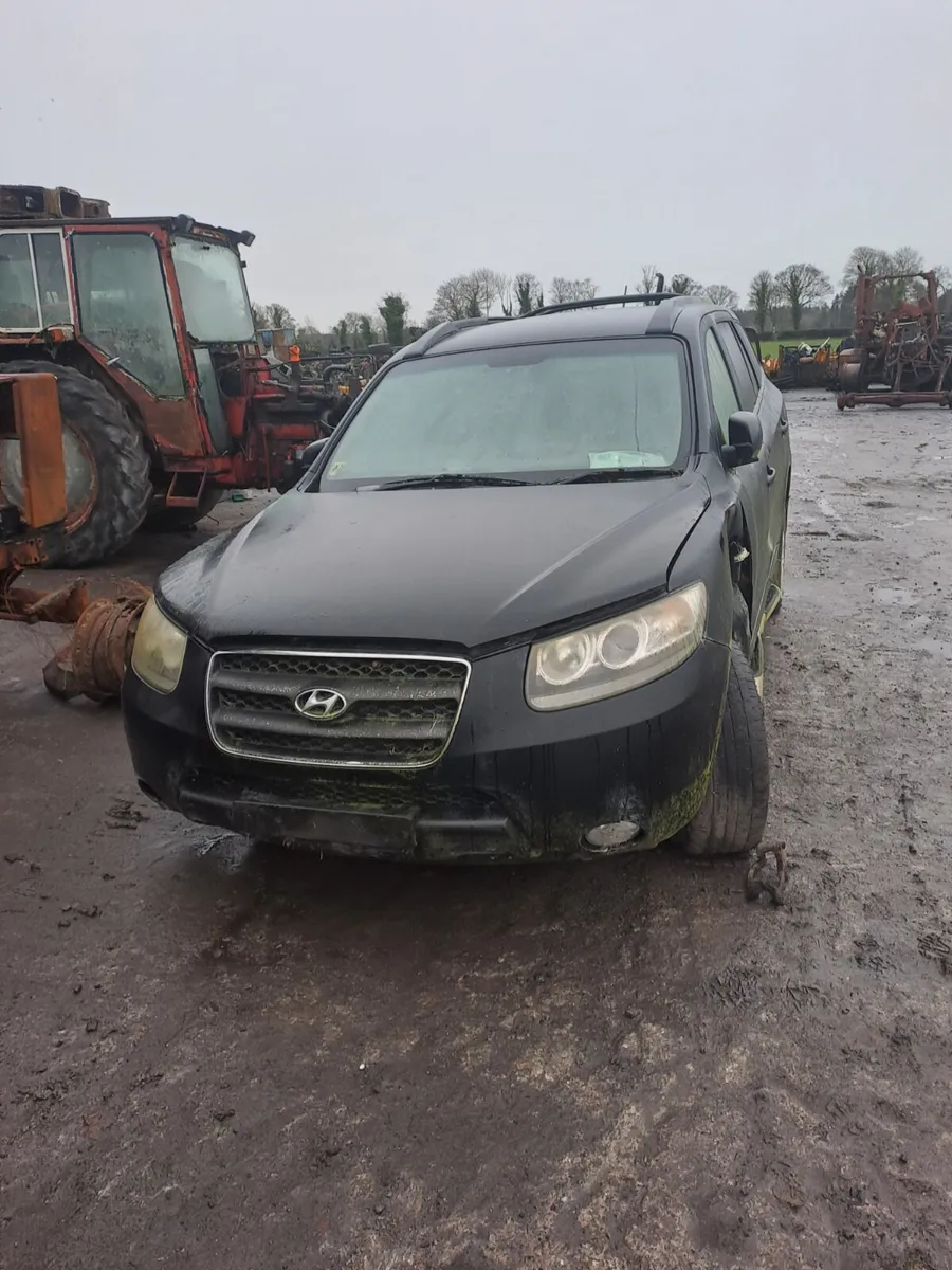 Hyundai Santafe - Image 1