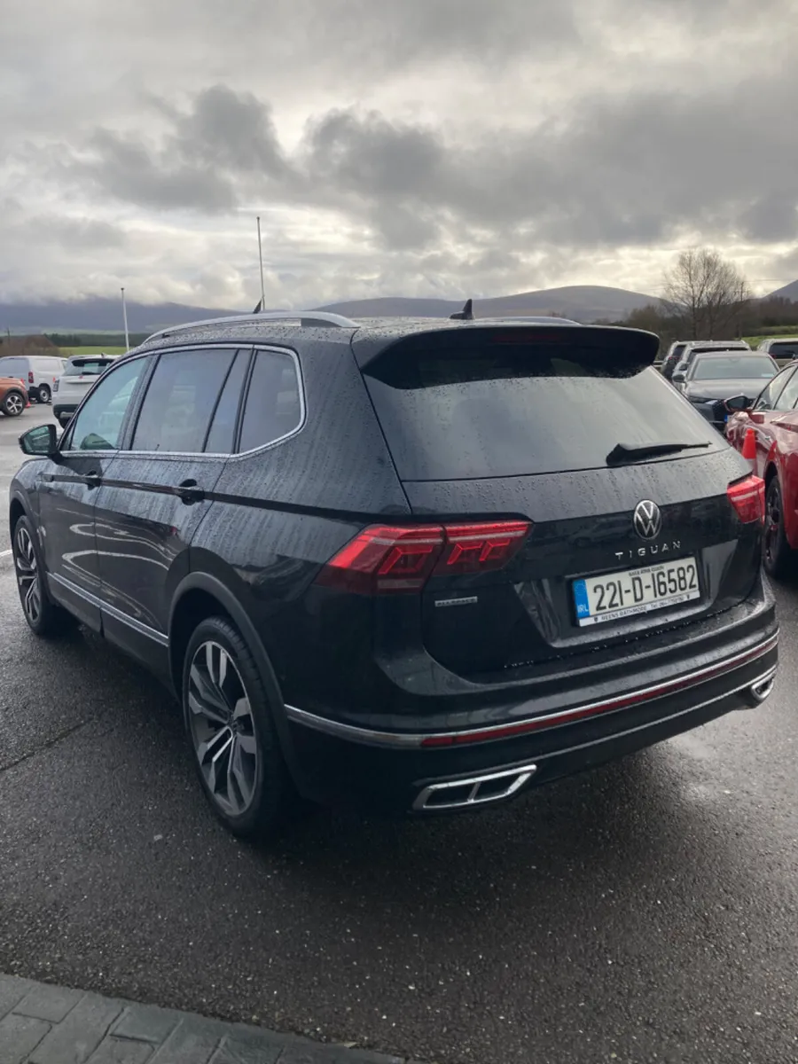 Volkswagen Tiguan 2022 - Image 3