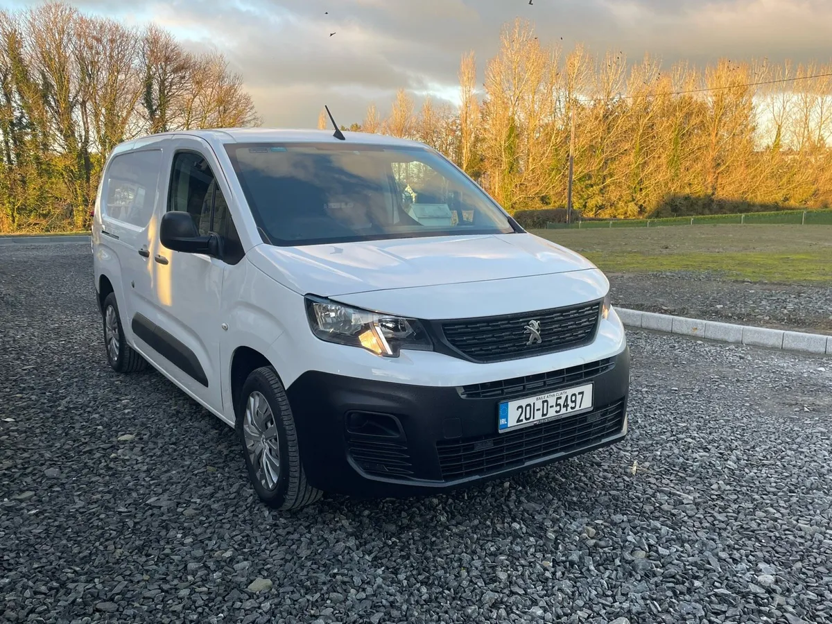 Peugeot Partner Van - Image 3