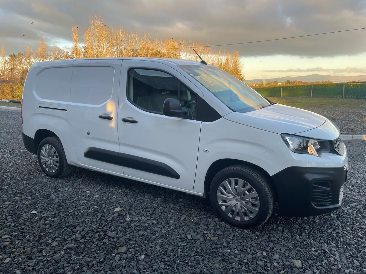 Peugeot Partner Van - Image 2