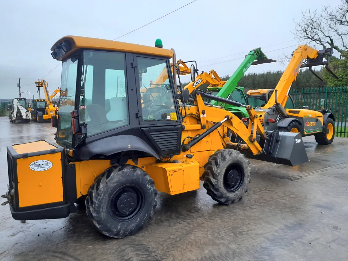 JCB 2CX 2005 (17902) - Image 2