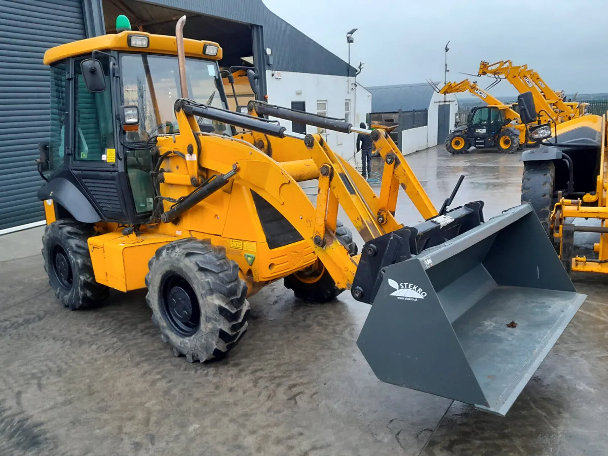 JCB 2CX 2005 (17902) - Image 3