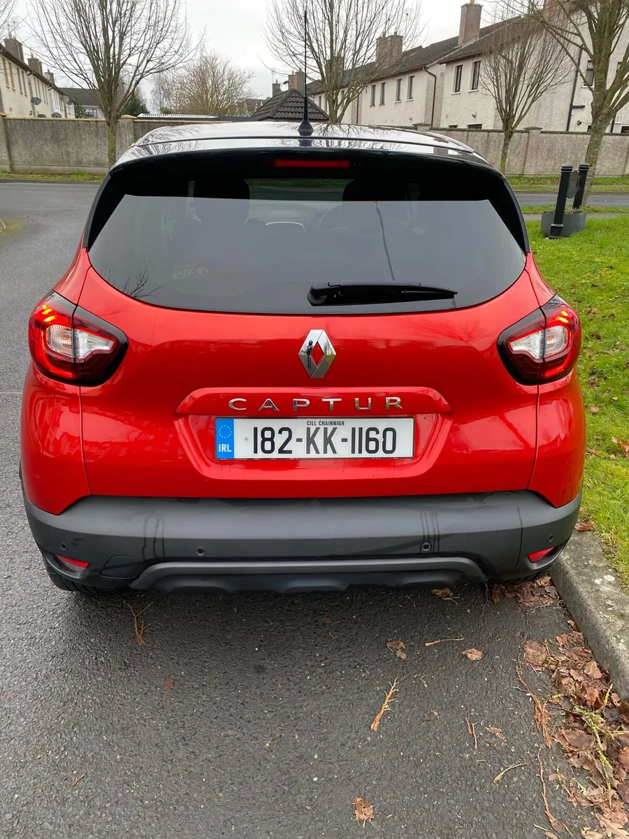 Renault Captur 0.9 Iconic TCE 90PS 5DR - Image 4