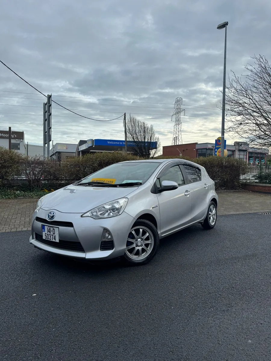 Toyota Aqua 1.5 Hybrid  8399€ - Image 1