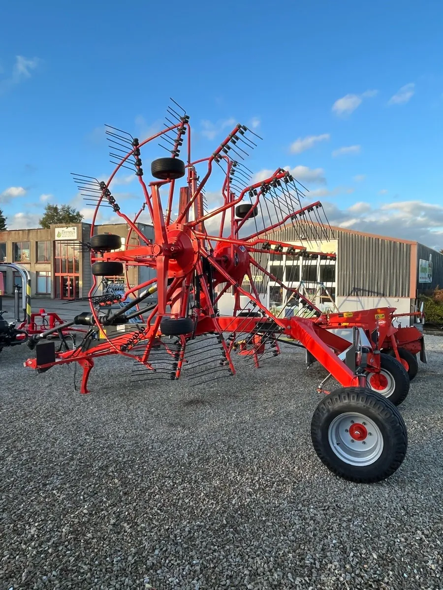 Kuhn 8131 rake - Image 3