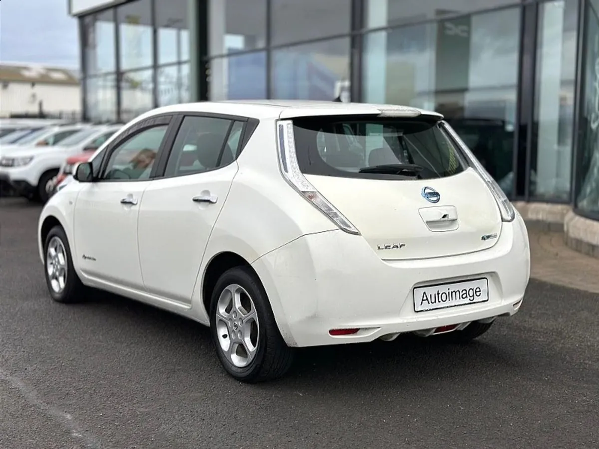 Nissan Leaf XE QC Electric - Image 2