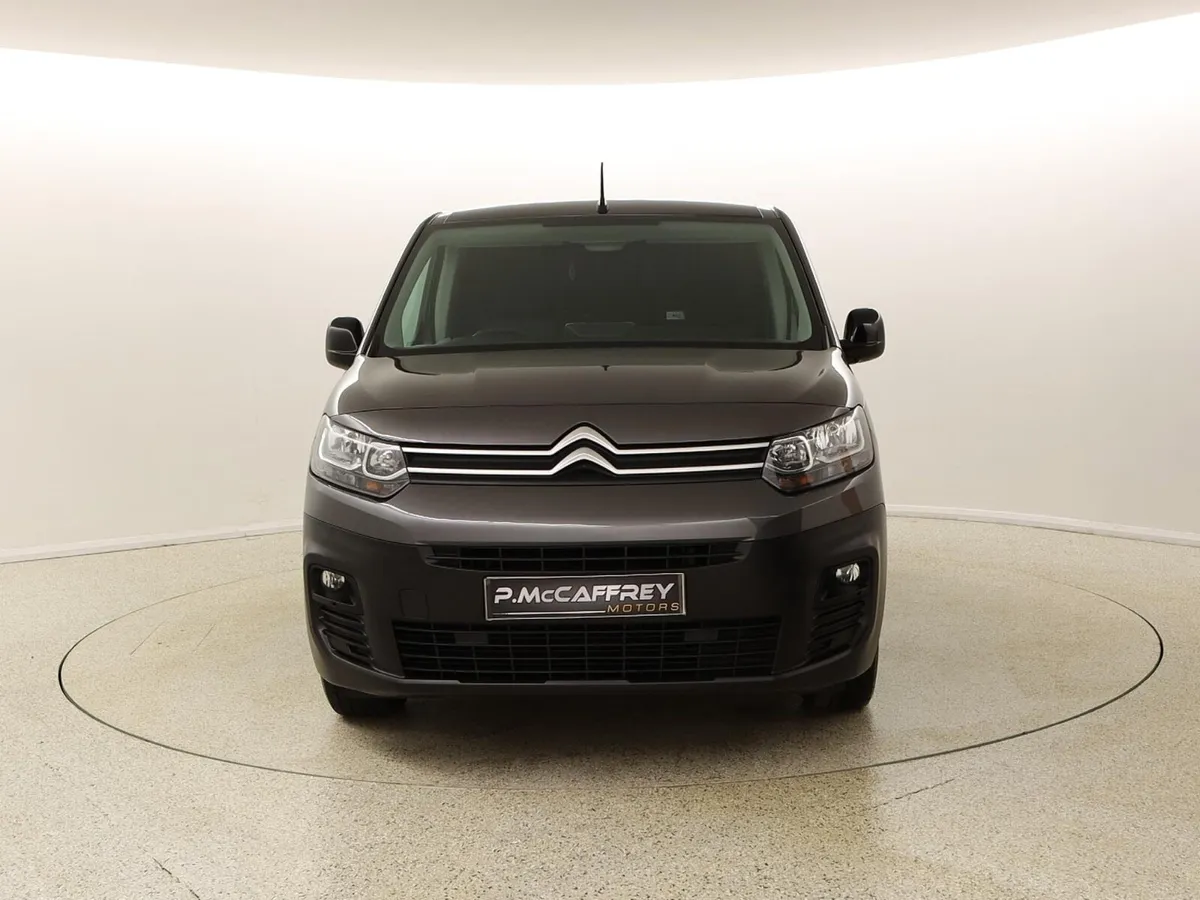 2022 Citroen Berlingo 1.5 HDI Enterprise 3 seater - Image 2