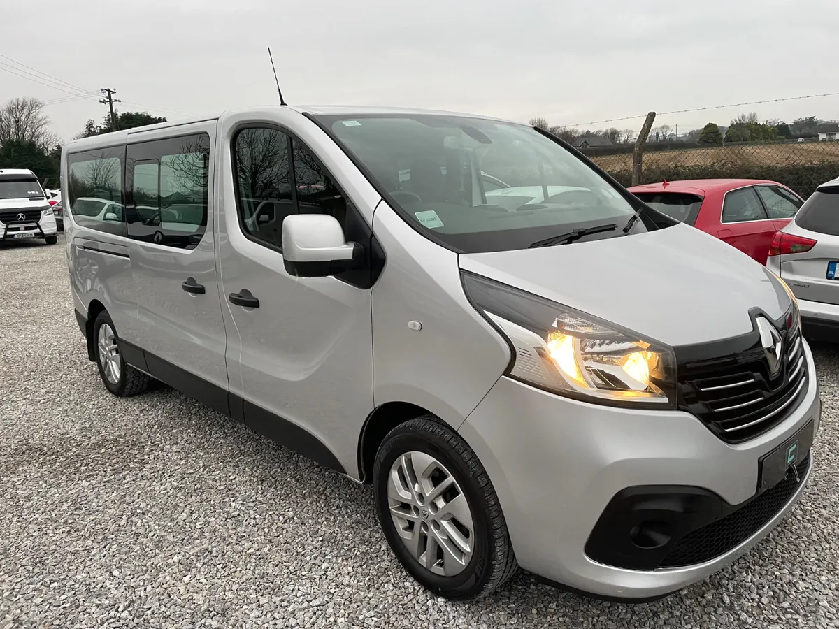 Renault Trafic 9 seater - Image 3