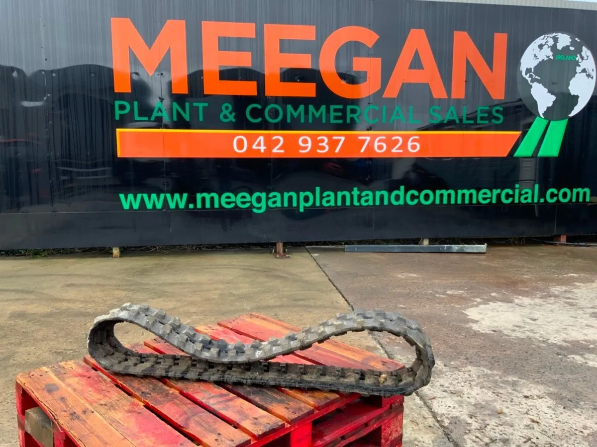 MINI DIGGER RUBBER TRACK....180 x 72r x 40.....23 - Image 1