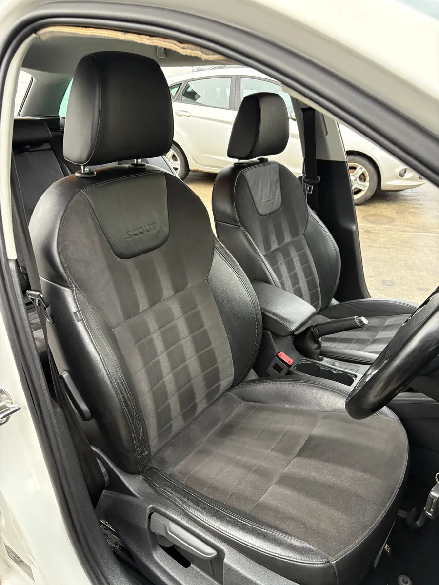 SKODA OCTAVIA 2.0 TDI SCOUT 4X4 150 PS 5DR 150PS - Image 3