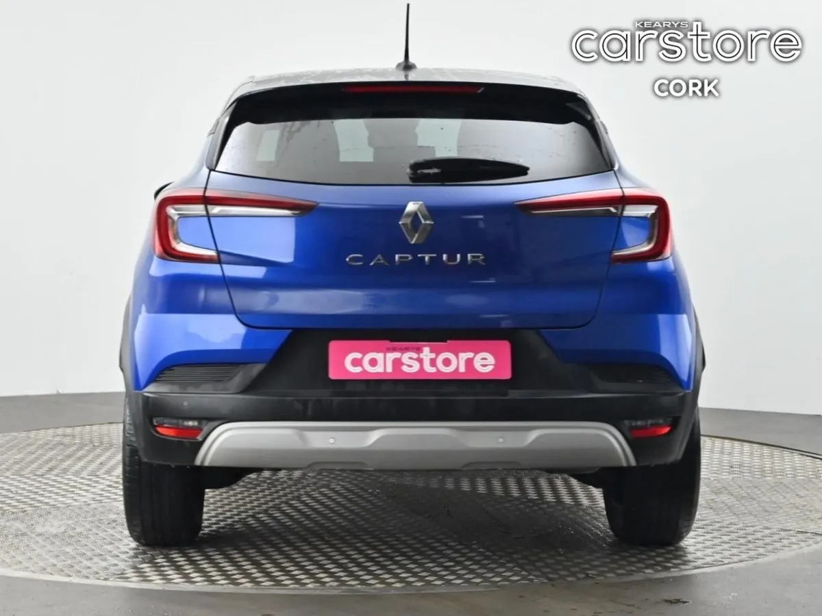 Renault Captur 1.3 TCe 140 Auto Dfull Limited - Image 4