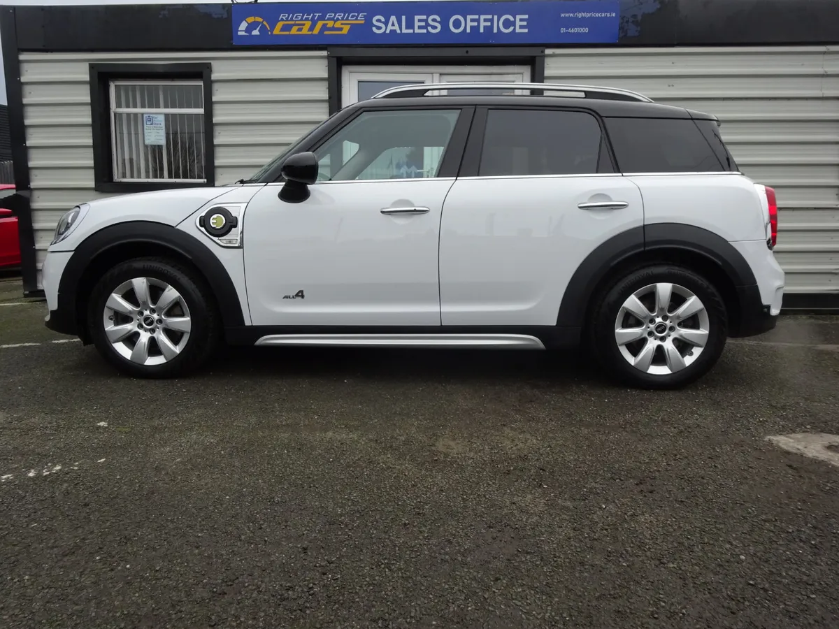 MINI COUNTRYMAN COOPER S HYBRID AUTOMATIC - Image 4