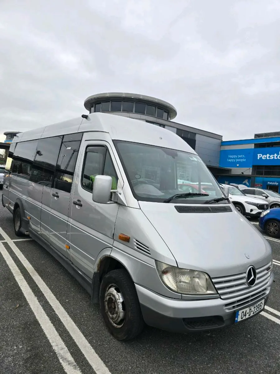 Minibus for sale - Image 2