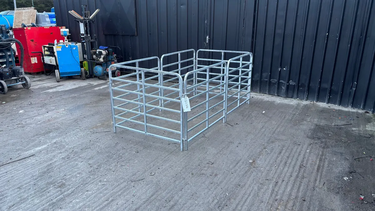 4’ Sheep Hurdles - Image 1