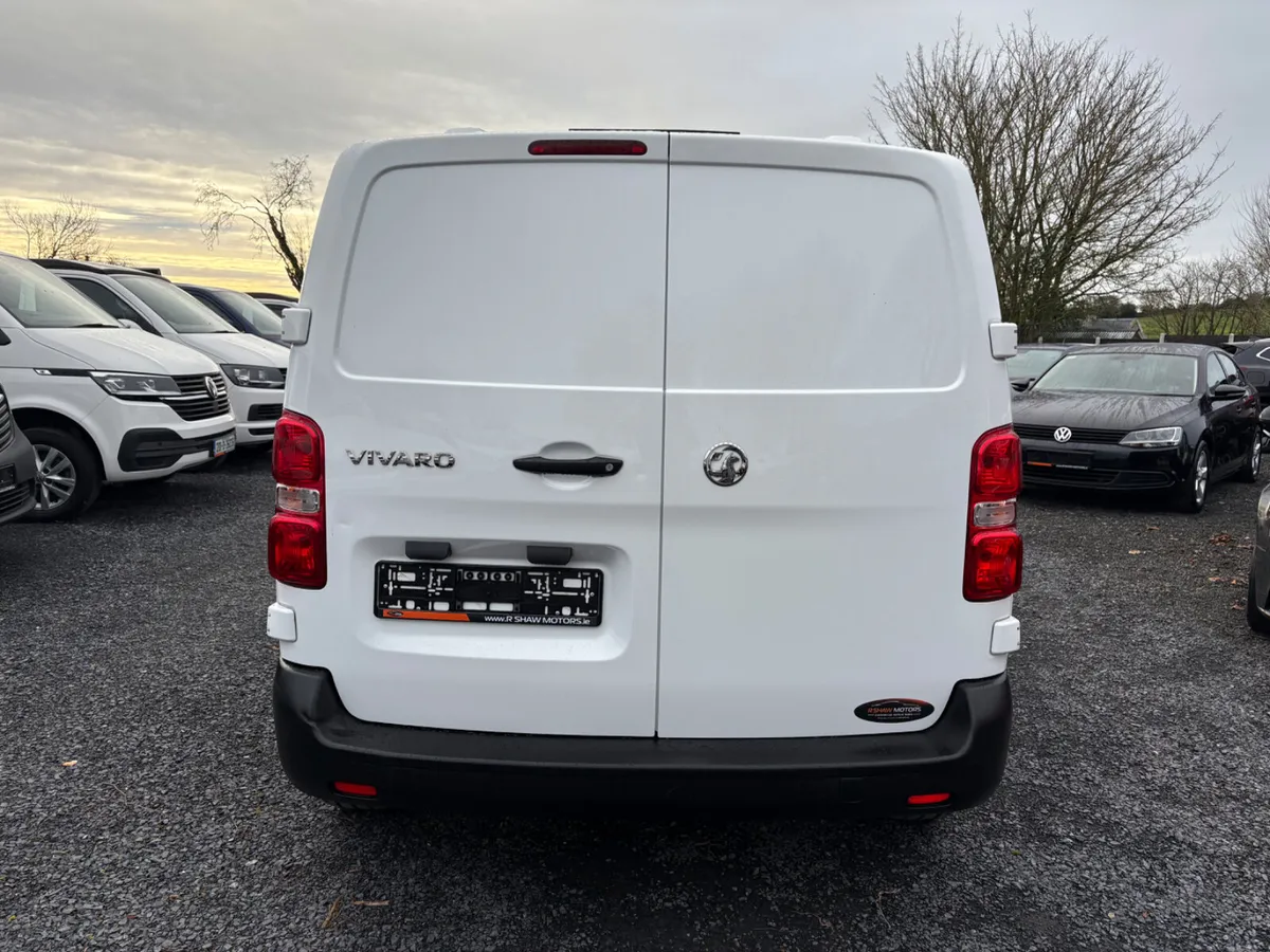 Vauxhall Vivaro - Image 3