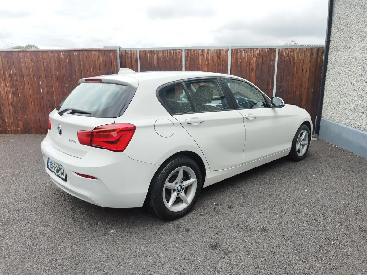 BMW 116 D AUTO tiny km - Image 2