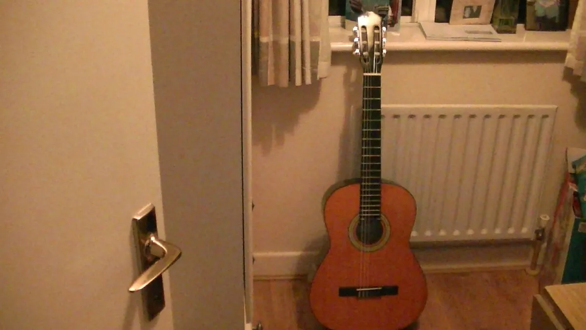 Messina Classical Guitar - Image 2