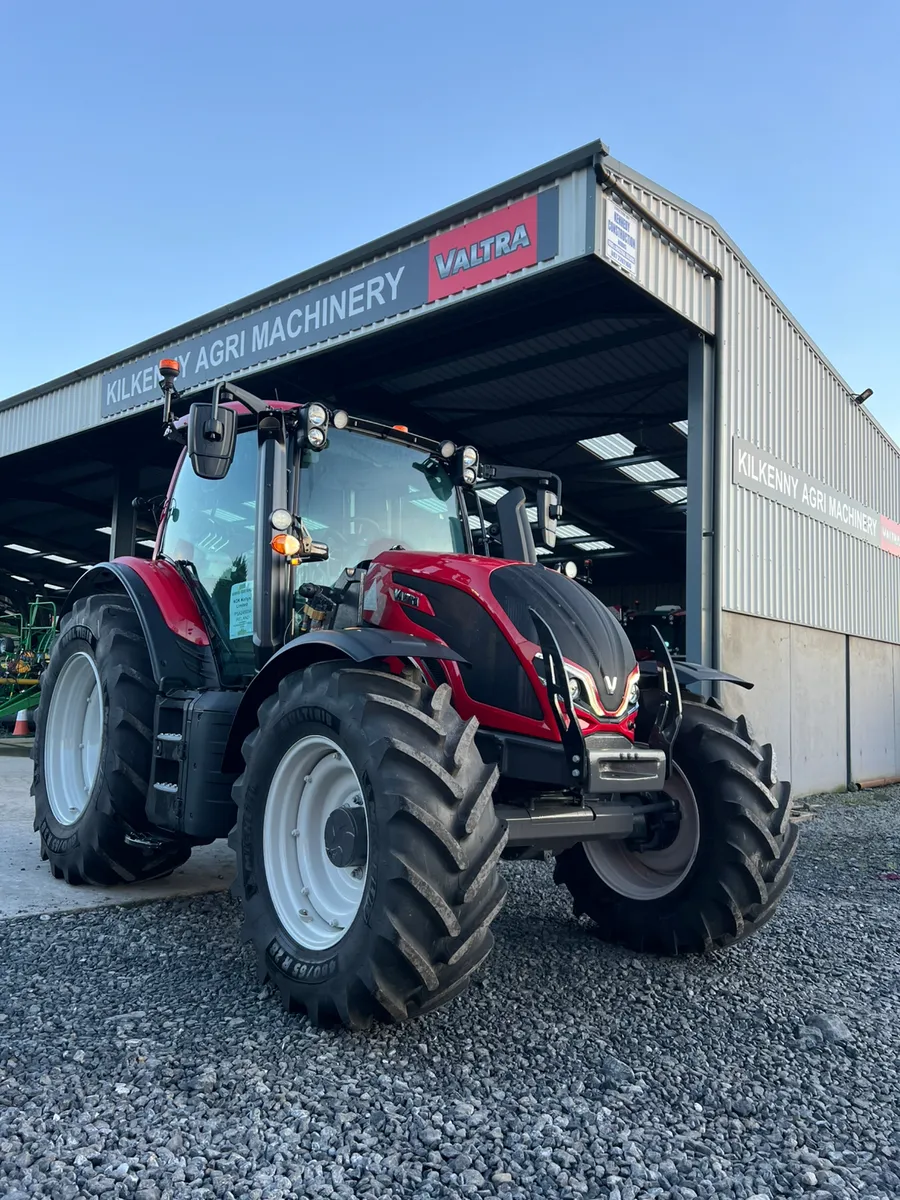 New Valtra N155A Active c/w loaders Red or Black - Image 2