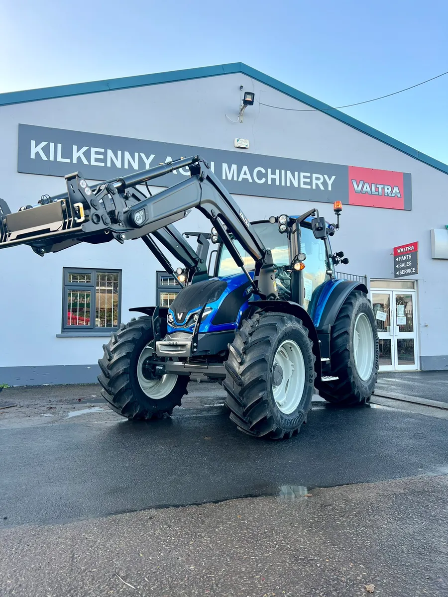 New Valtra G135 Active, 140hp c/w Loader - Image 2