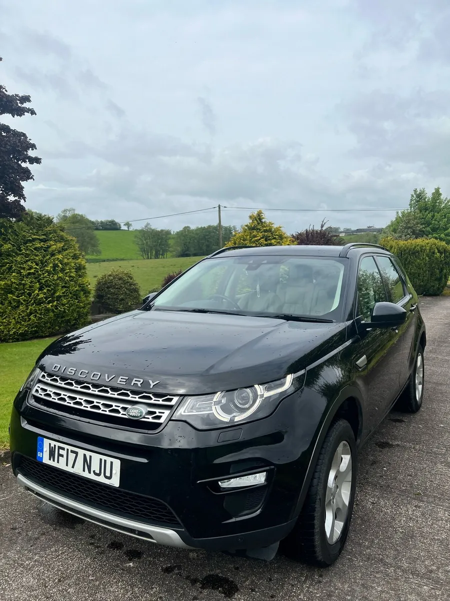 2017 Land Rover discovery sport - Image 1