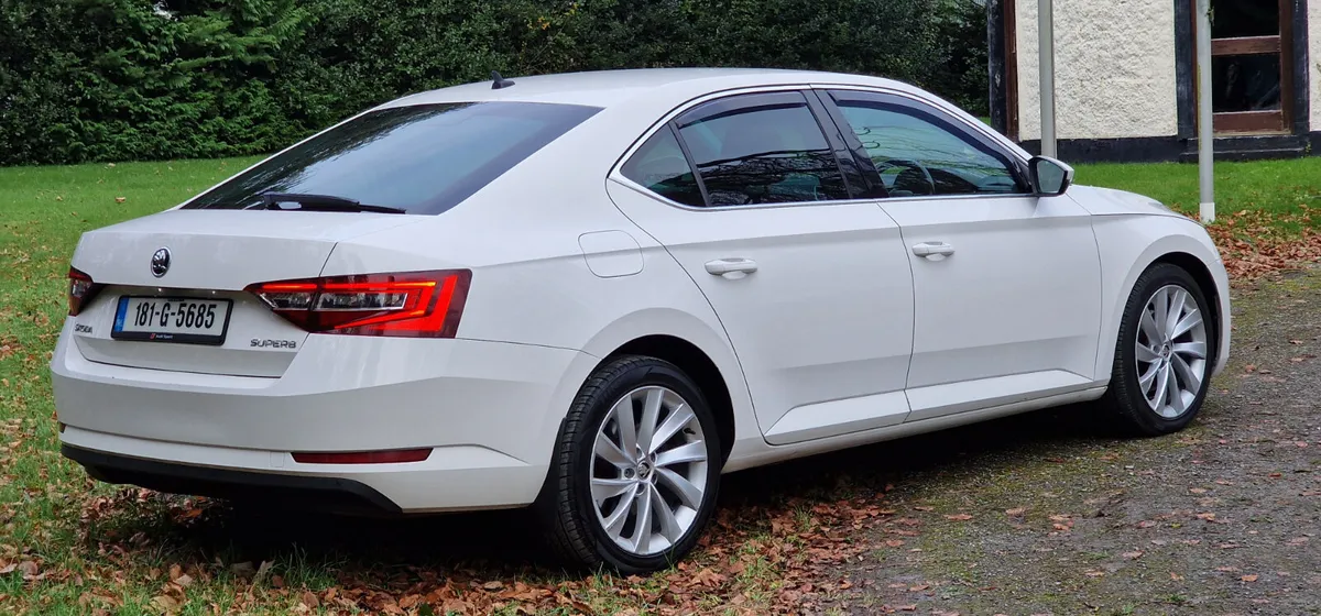 Skoda Superb 2018 2.0 TDI AUTOMATIC EXECUTIVE - Image 4