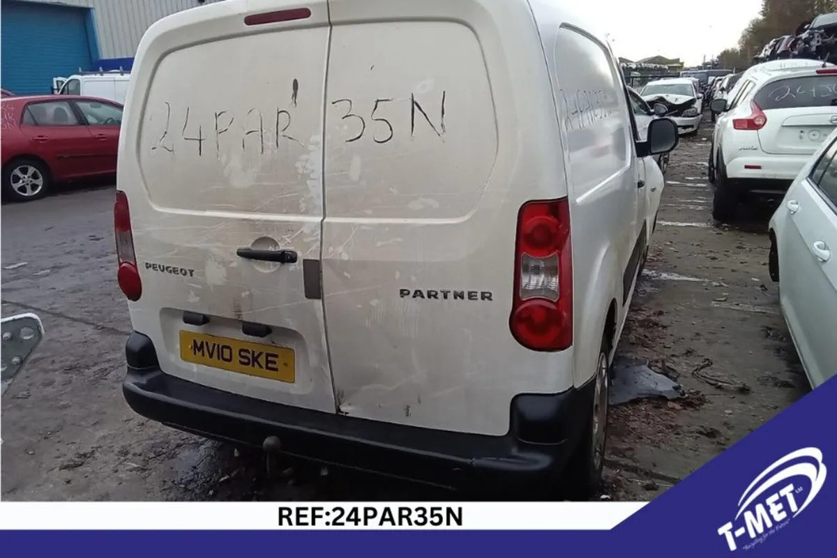 2010 PEUGEOT PARTNER BREAKING FOR PARTS - Image 2