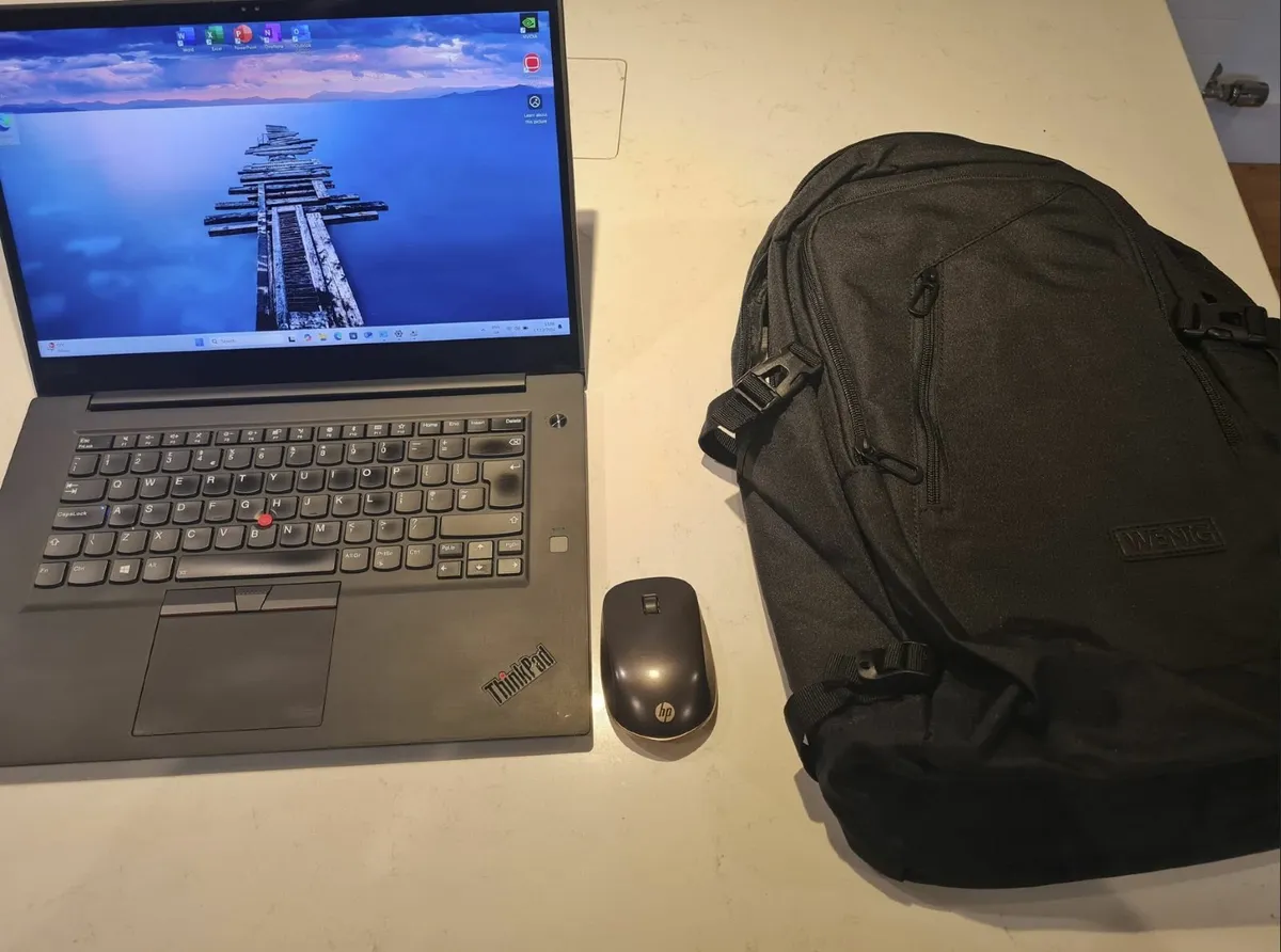 Lenovo X1 Extreme Laptop - Image 3