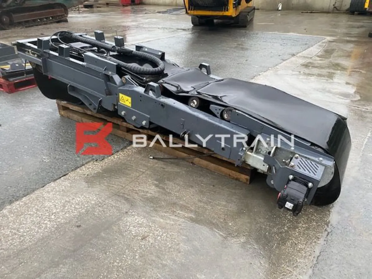 Extended Side Conveyor to Suit Finlay J-1170 - Image 1
