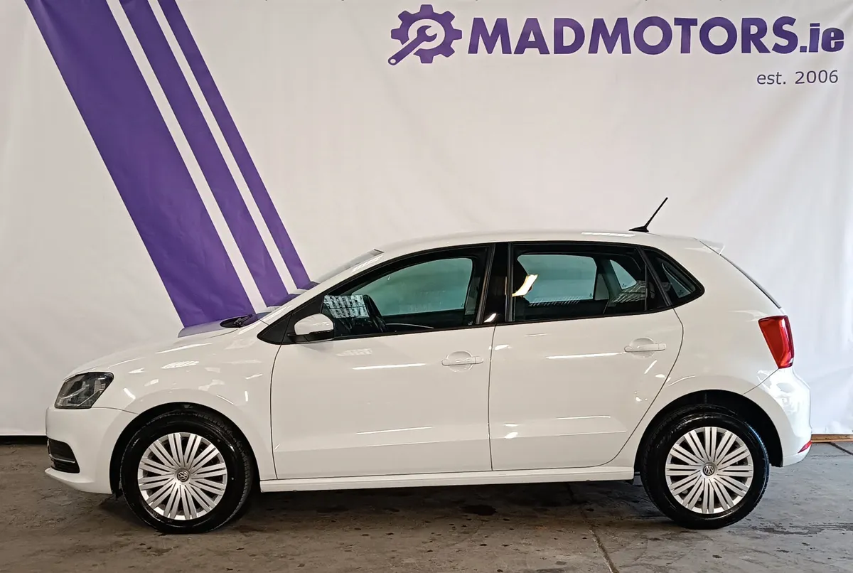 161 VW Polo 1.2 TSI Petrol Auto 5DR - Image 4