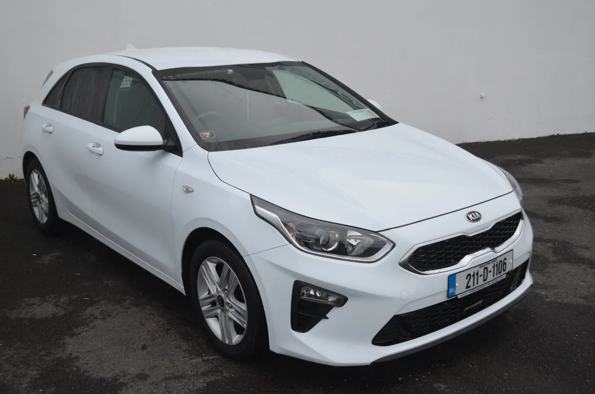 LOW KMS 2 SEAT COMMERCIAL-PRICE INCLUDES VAT - Image 2