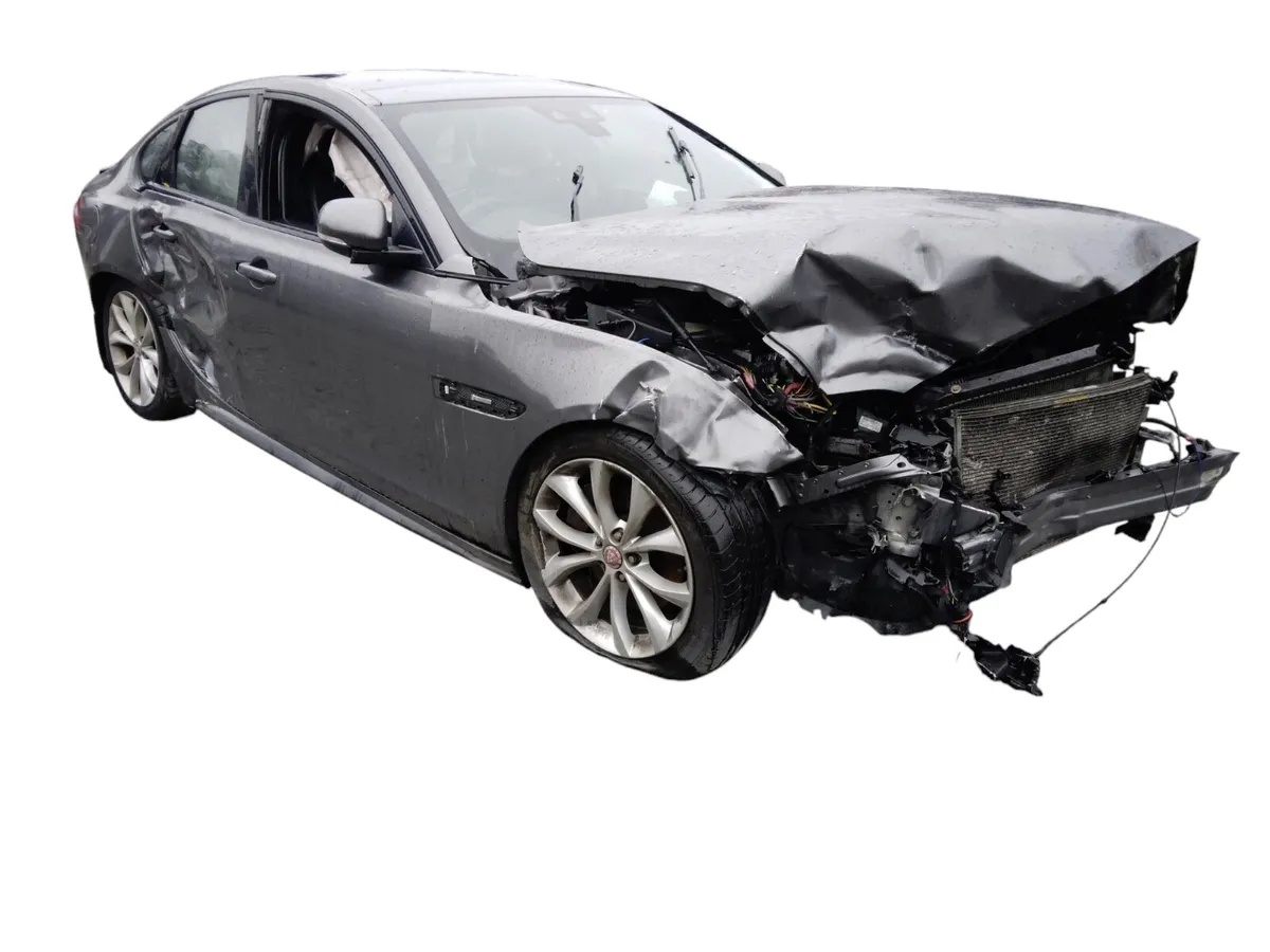 2016 JAGUAR XF Breaking/Dismantling - Image 1