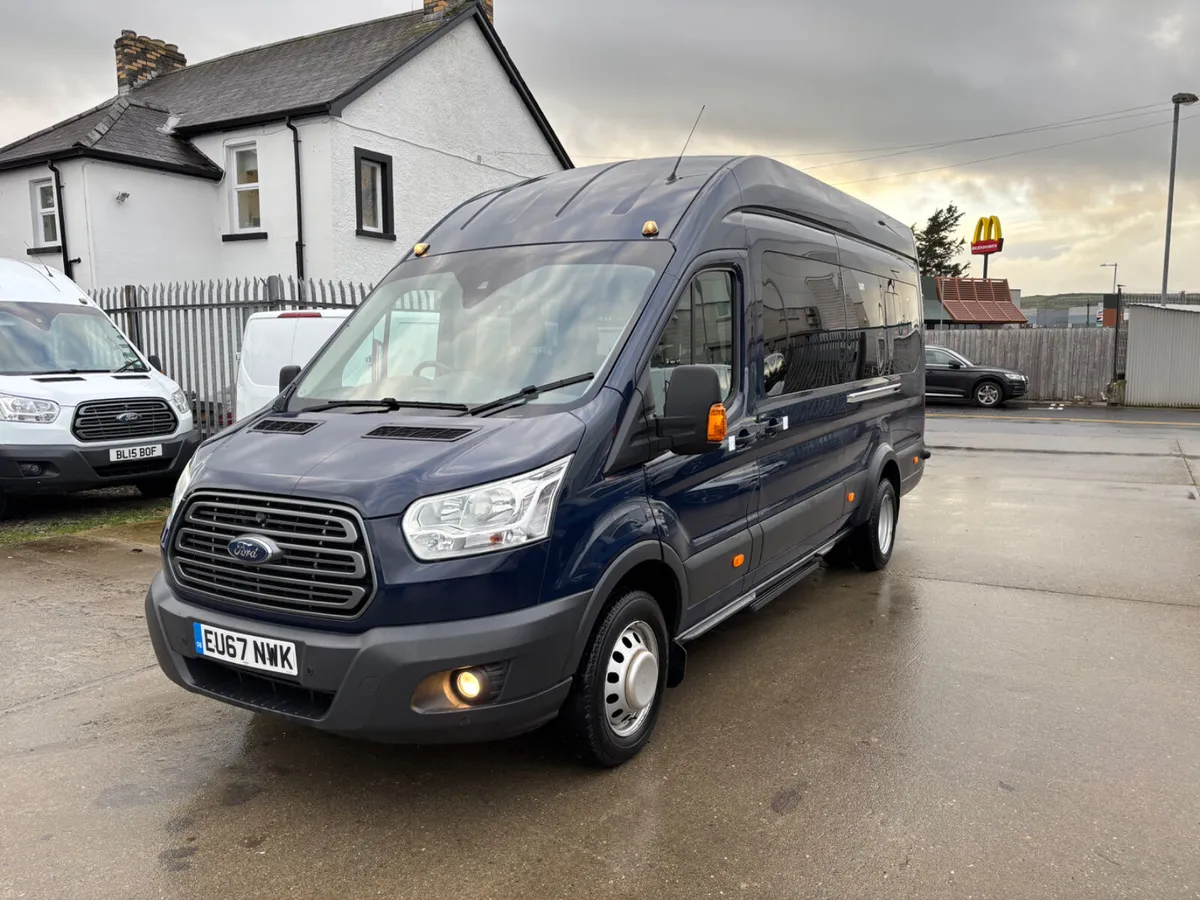 182 2018 FORD TRANSIT  TREND 17 SEATER 2.2. L4 H3 - Image 1