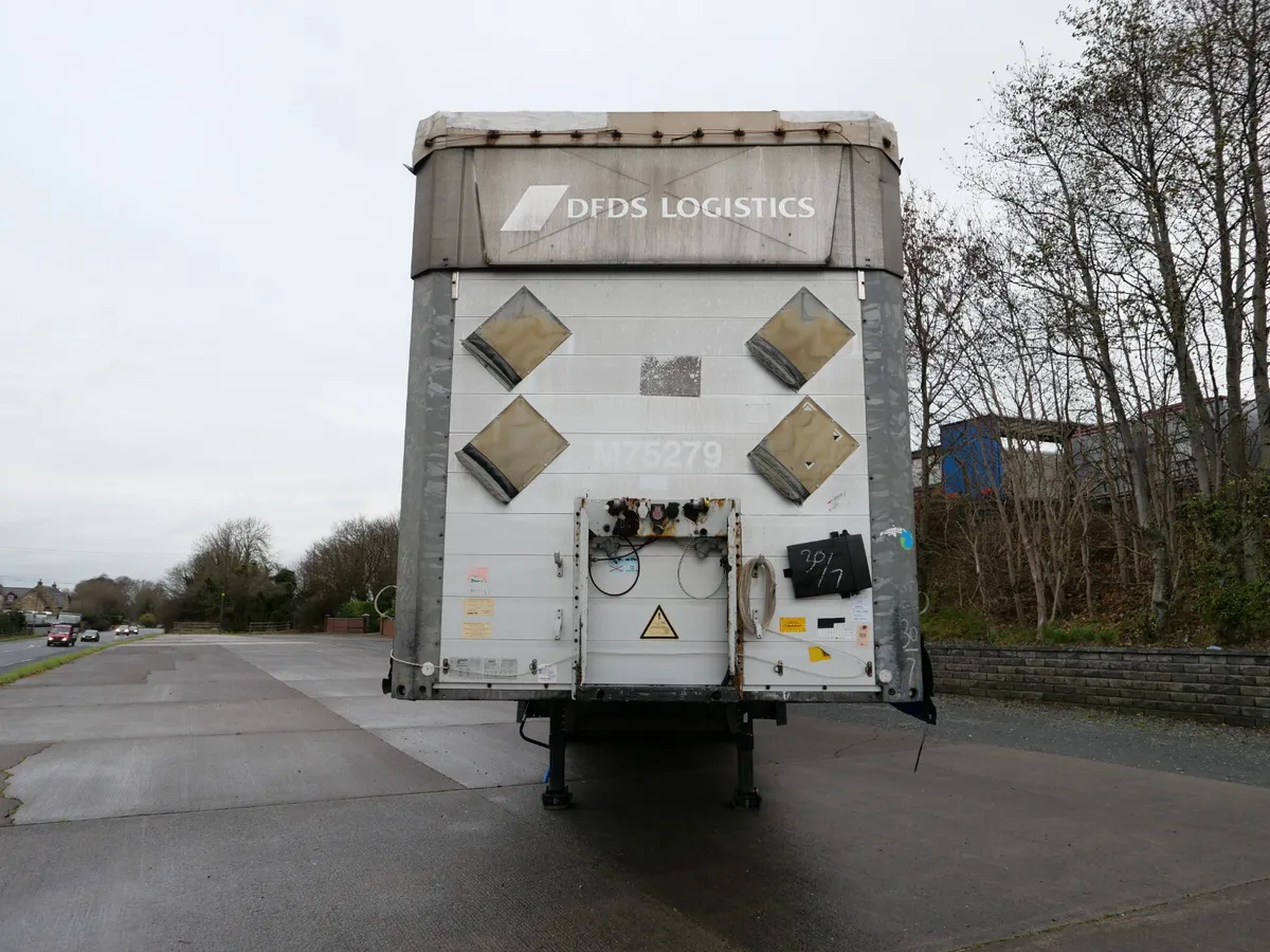 2013 Schmitz Curtain Trailer - (Ref id T2-01859) - Image 2