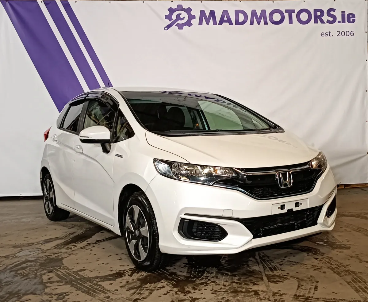 191D Honda Fit GP5 1.5 Petrol Hybrid - Image 1