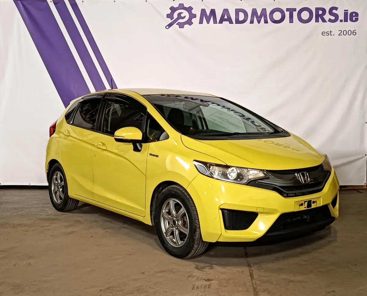 141 Honda Fit 1.5 GP5 Petrol Hybrid Auto - Image 1