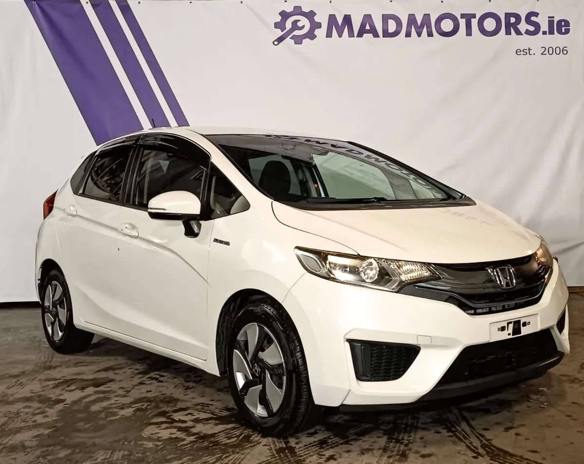 142 Honda Fit GP5 1.5 Petrol Hybrid Auto - Image 1