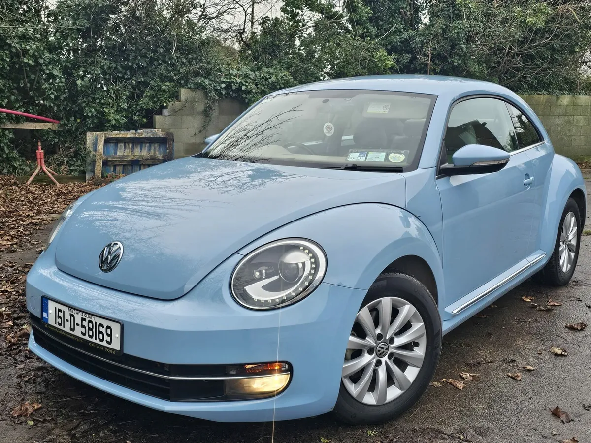 2015 Volkswagen beetle 🪲  1.2L automatic €10900 - Image 2