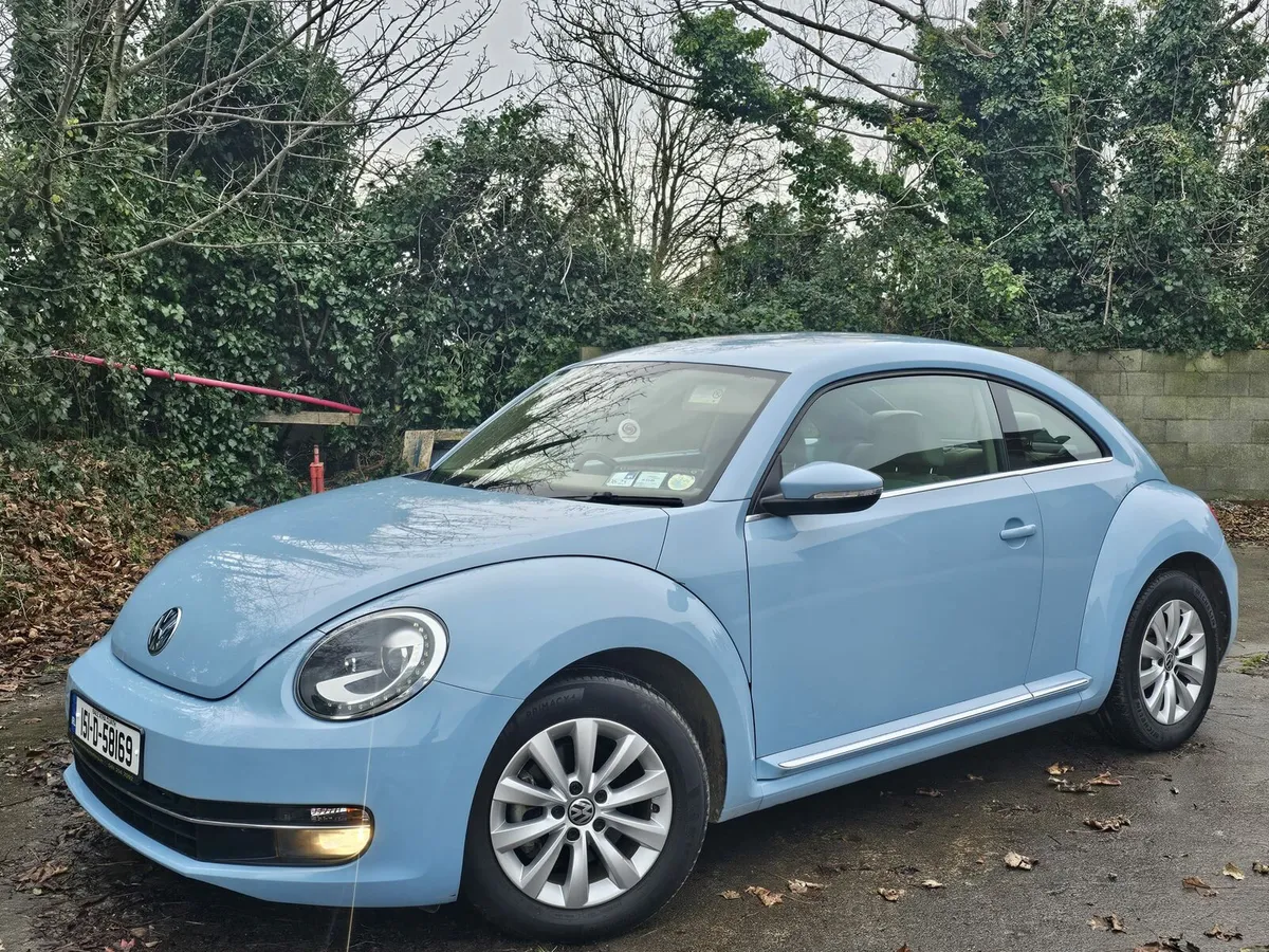 2015 Volkswagen beetle 🪲  1.2L automatic €10900 - Image 4