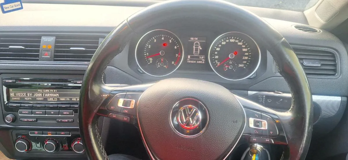 VW Jetta - Image 4