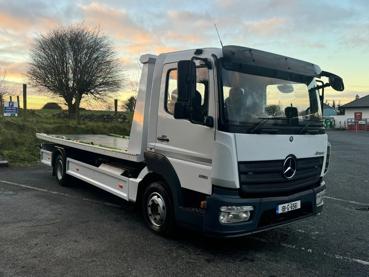 Mercedes-Benz Atego 2018 Recovery Truck - Image 2