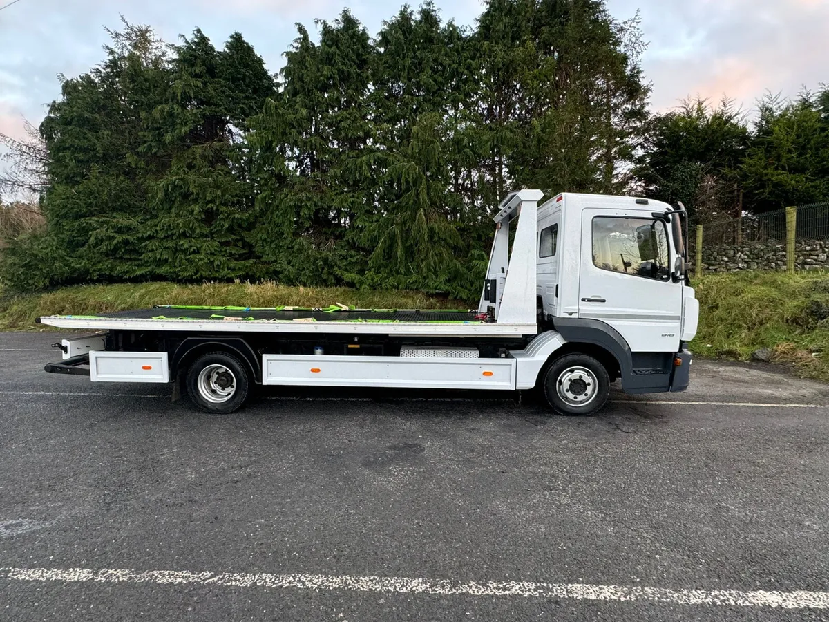 Mercedes-Benz Atego 2018 Recovery Truck - Image 4