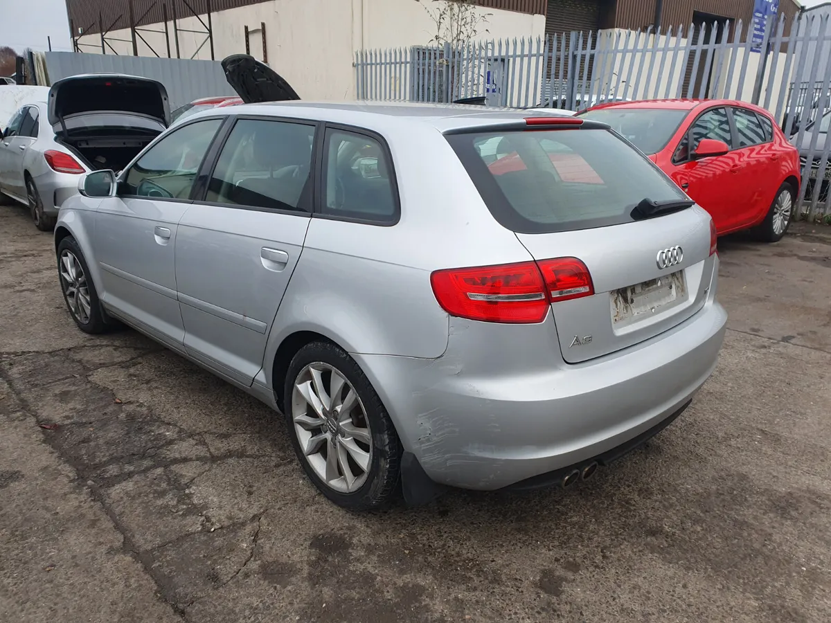 12 AUDI A3  2.0 TDI (CFG) FOR BREAKING - Image 4