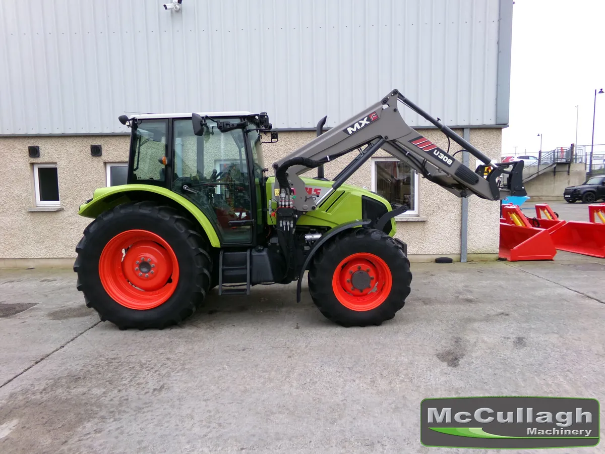 2016 Claas 330 Axos with MX U308 Loader - Image 3