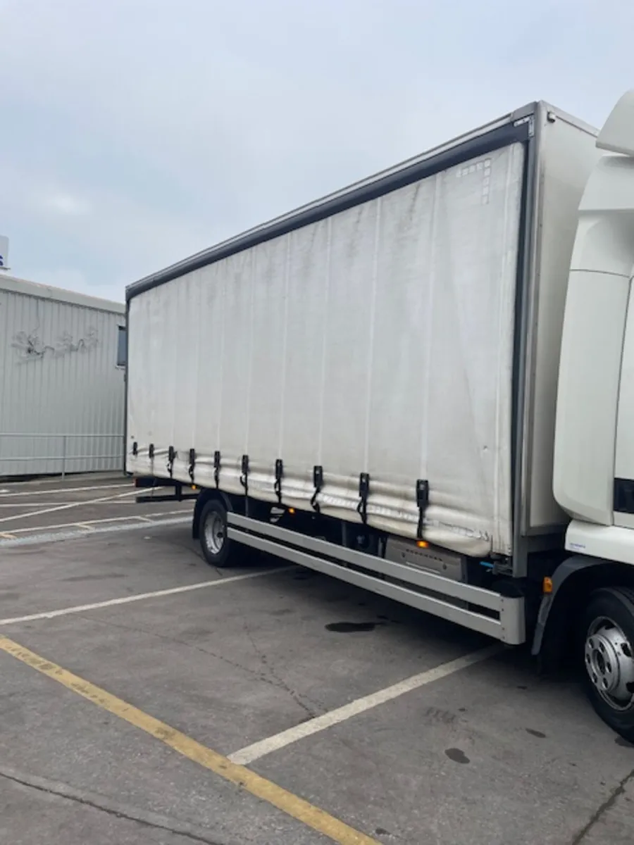 DAF LF  180  CURTAINSIDER   2020 - Image 4