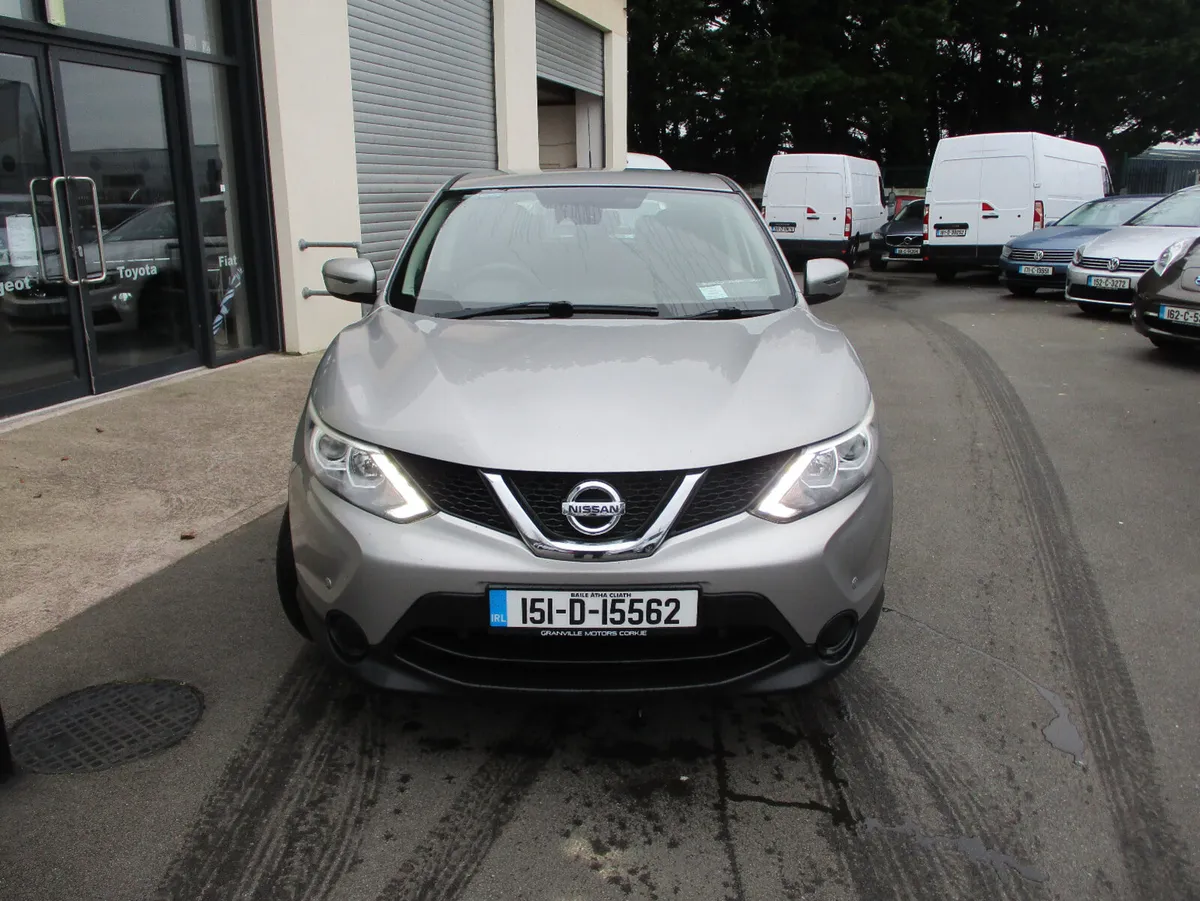 Nissan Qashqai XE 1.5DCI Safety Pack 2015 - Image 2