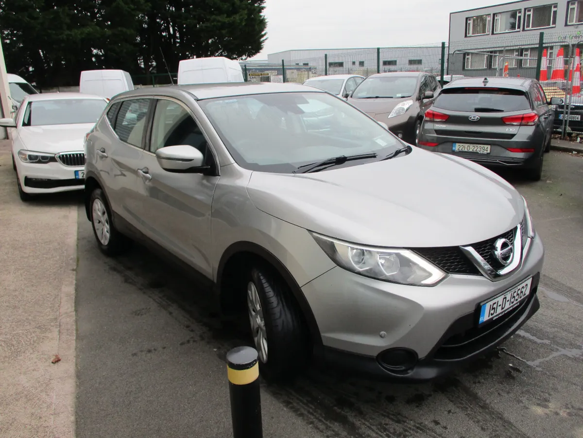 Nissan Qashqai XE 1.5DCI Safety Pack 2015 - Image 3